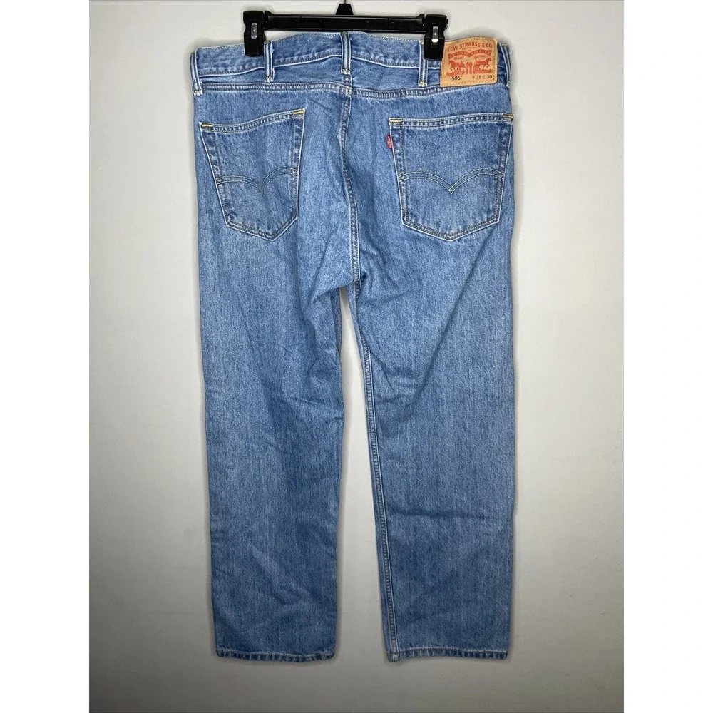 Levis 505 Mens Jeans 38 x 30 Light Medium Wash Blue Regular Straight Leg‎